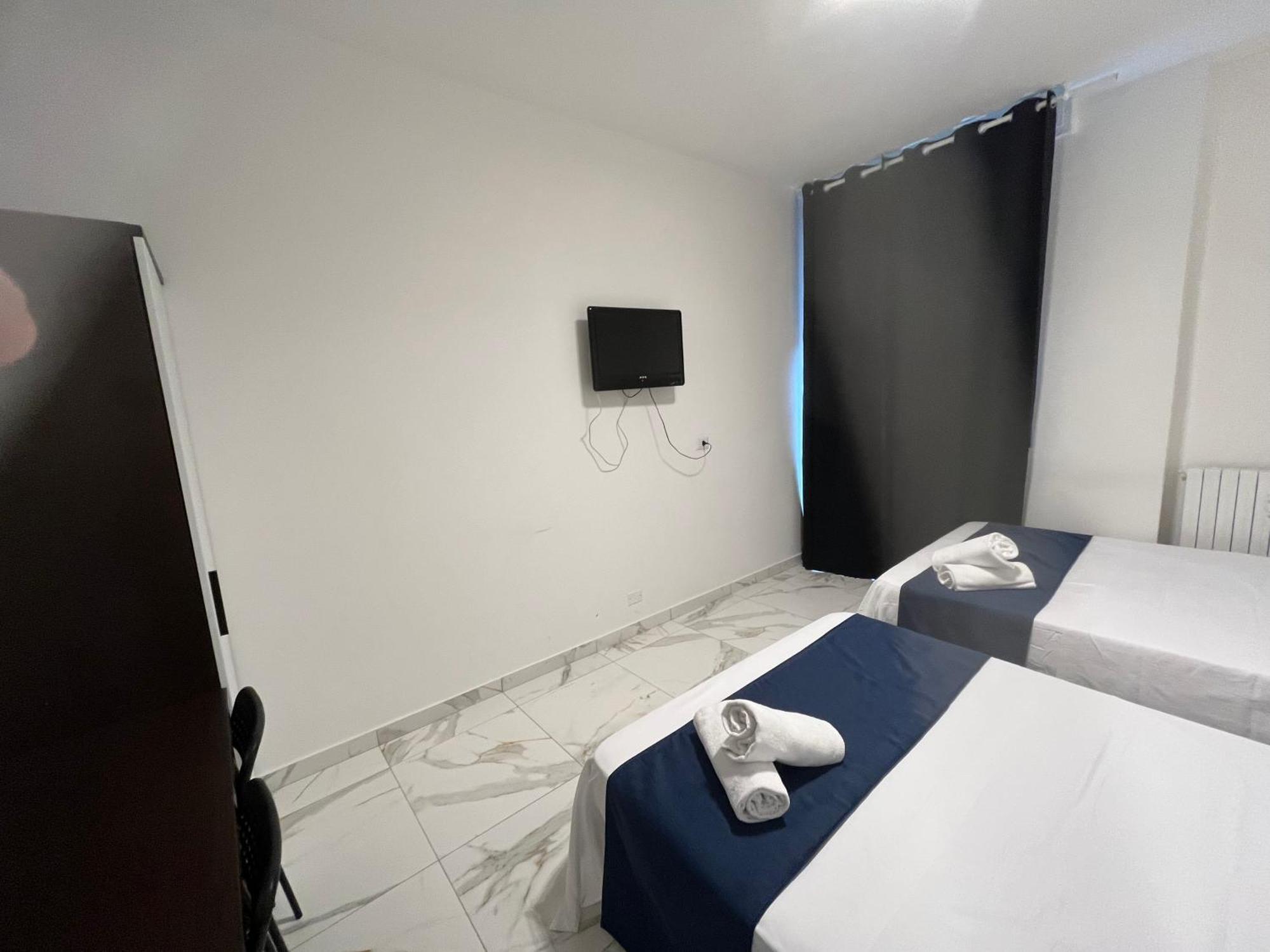 Jcube Apartments Bocconi Milano Zewnętrze zdjęcie